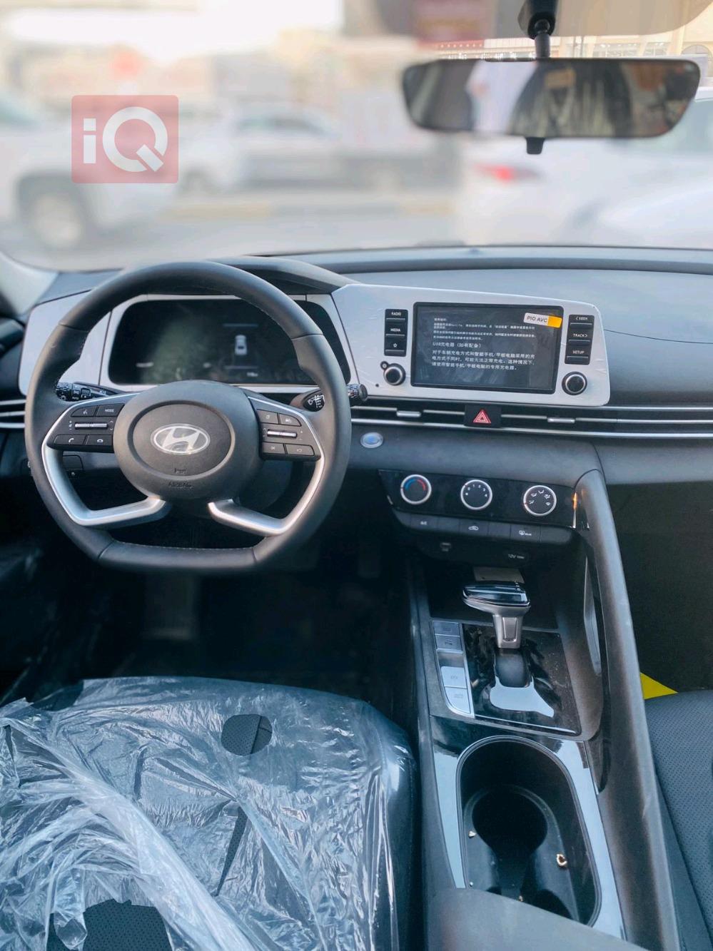 هیۆندای ئەلەنترا